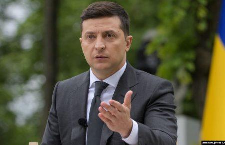 Законопроєкт Зеленського про подвійне громадянство повертає нас до радянських часів – Поєдинок