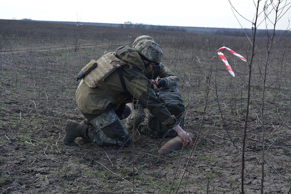 Поблизу Мар'їнки підірвався український сапер — штаб ООС