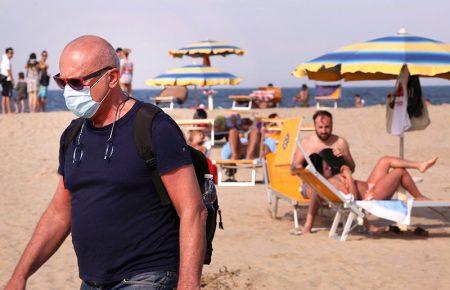 Курорти Одещини перевірять на заходи безпеки — дайджест новин про COVID