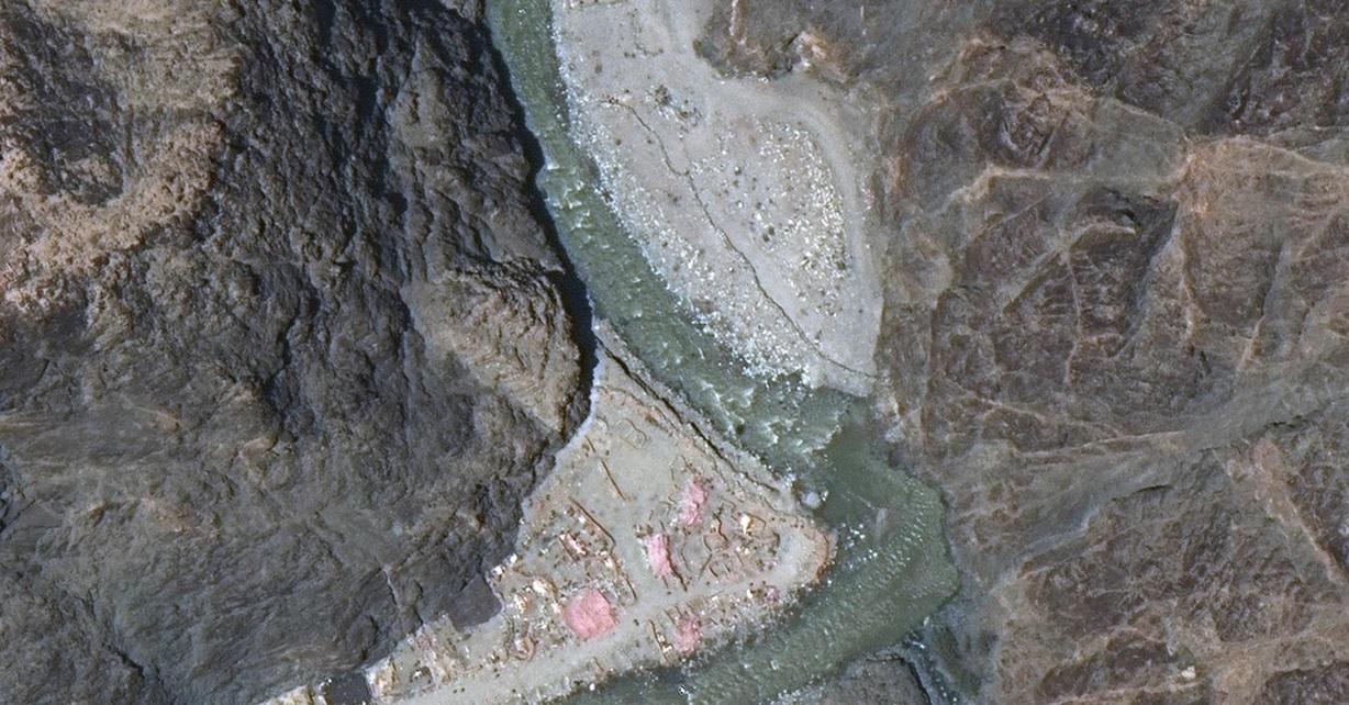 Китай споруджує військовий табір в долині річки Галван