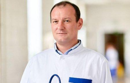 «Дексаметазон» не впливає на коронавірус, але покращує стан важких пацієнтів — анестезіолог Сергій Дубров