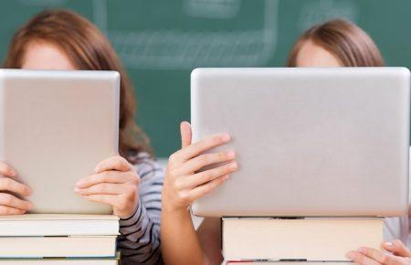 Школи мають до вересня розробити алгоритм якісної дистанційної освіти на випадок продовження карантину — Кузьменко