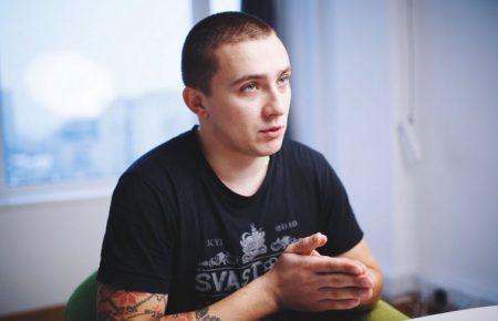 «Слідчий викликав повісткою, а сам не вийшов» — повідомлення про підозру Стерненку не вручили