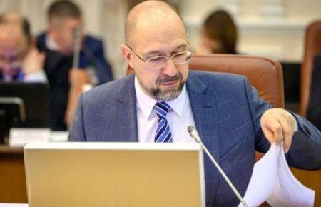 «Длинный школьный реферат без цифр и показателей»: почему парламент провалил обновленную Программу действий правительства?