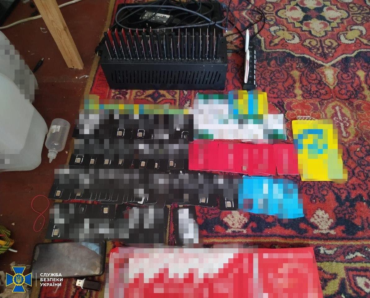 У Бердянську СБУ заблокувала роботу чергової російської ботоферми