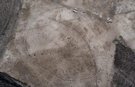 В Англії археологи розкопали дерев'яну споруду, схожу на Стоунхендж