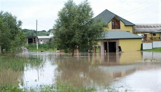 Сім населених пунктів залишаються підтопленими на заході України