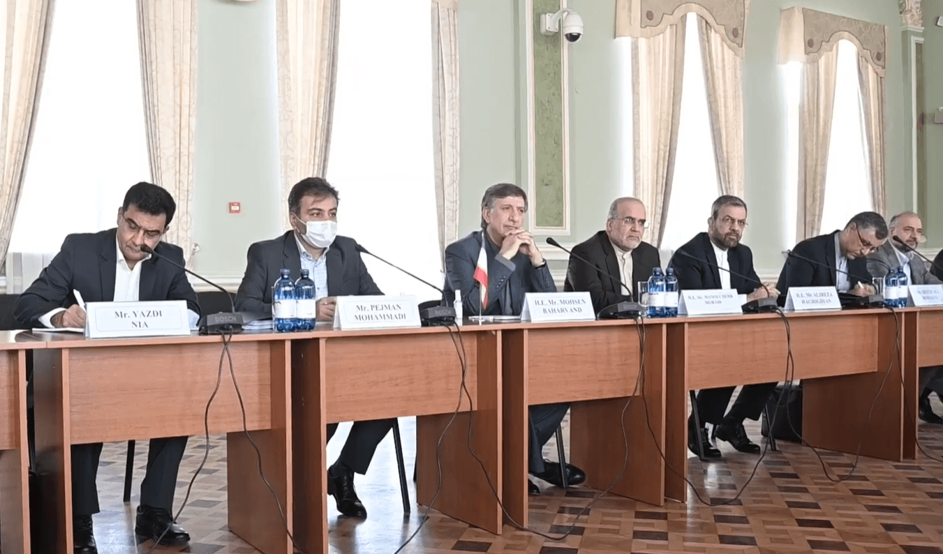 В Киеве начались переговоры о выплате компенсаций за сбитый самолет МАУ в Иране