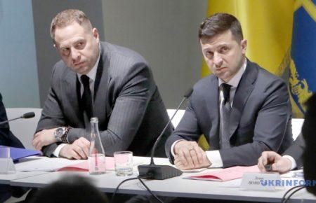 Найближче оточення Зеленського може привести Україну до чергової революції — експерти про справи проти Порошенка