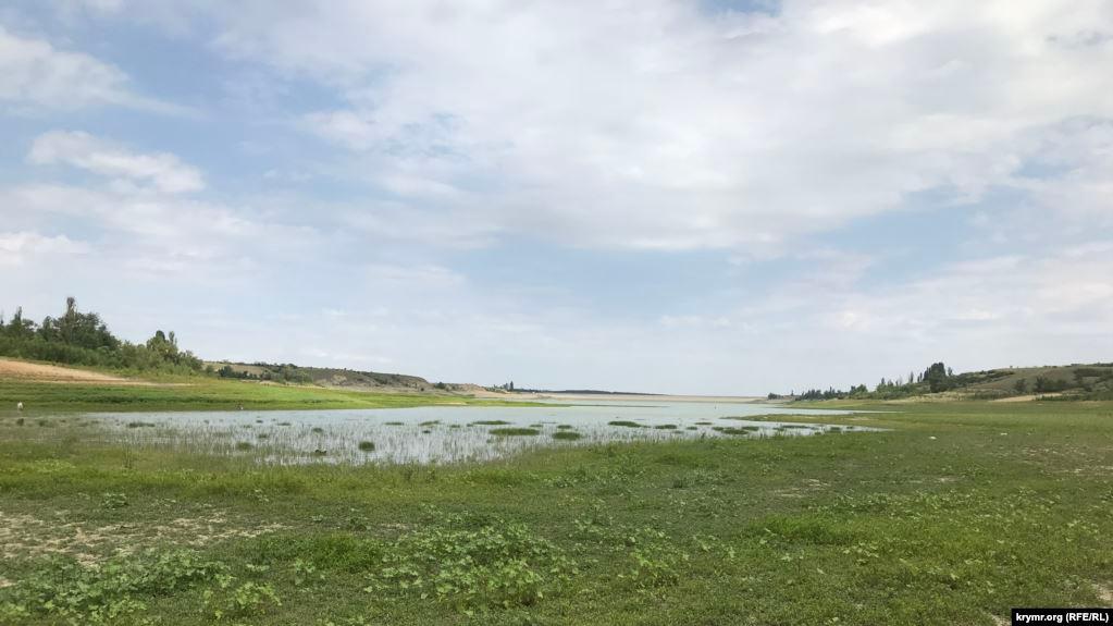 В окупованому Криму висохла серединна частина Білогірського водосховища