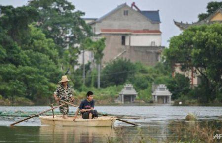 На річці Хуайхе у Китаї оголосили другий рівень небезпеки через підвищення рівня води