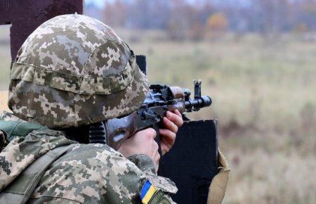 Українські військові поранили двох бойовиків на Донбасі