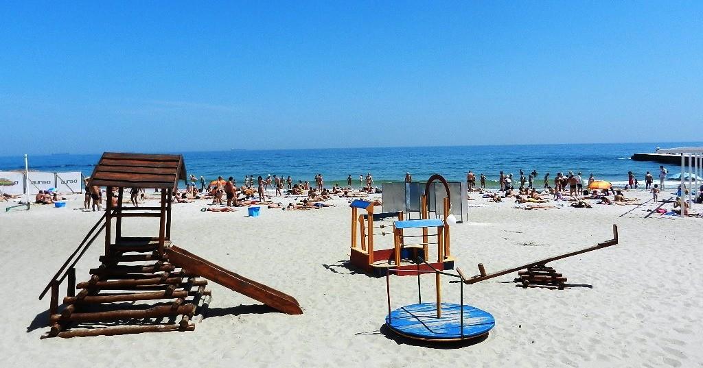 Держспоживслужба не рекомендує купатися на девʼяти пляжах Одеси