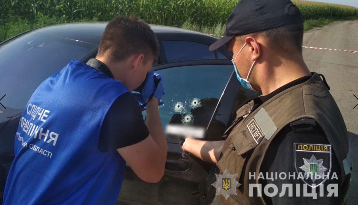 На Полтавщині на трасі розстріляли автівку, загинув чоловік