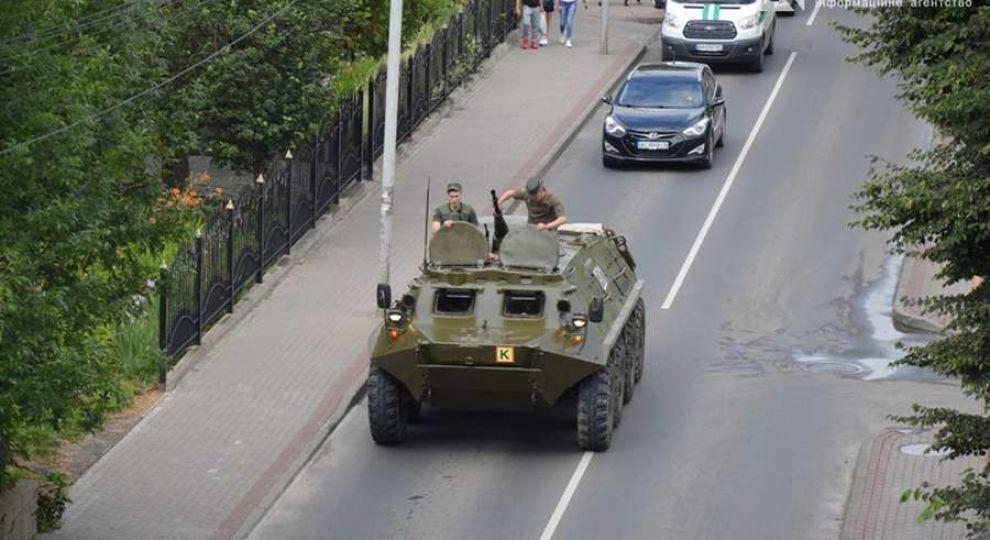 Чим відрізняється бандитизм із захопленням людей від тероризму?