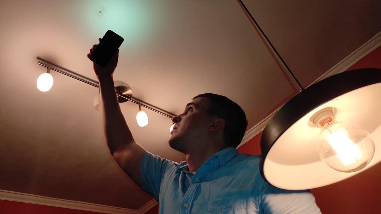 «Прийшли лише з викруткою»: як поліція перевіряла заяву про можливе прослуховування Михайла Ткача