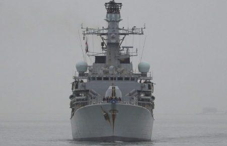 У Чорному морі перебувають 5 російських кораблів і підводний човен із 44 ракетами типу «Калібр»