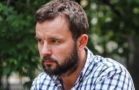 У Білорусі суд залишив під арештом політтехнолога Шклярова