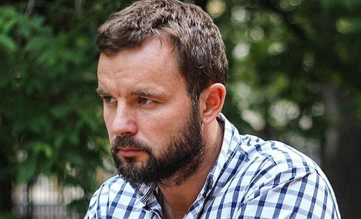 У Білорусі суд залишив під арештом політтехнолога Шклярова