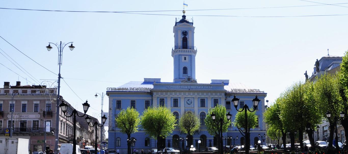 У Чернівцях дві політсили об'єдналися під вибори і обіцяють «доступний інтернет кожному»