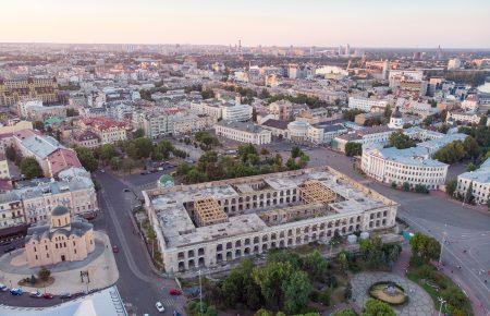 Чиновники затягивают передачу Гостиного двора в коммунальную собственность, что делает невозможным его реставрацию — КГГА