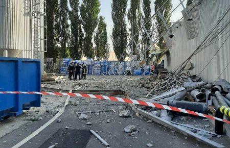 На пивзаводі у Києві вибухнув газовий балон, постраждали двоє працівників