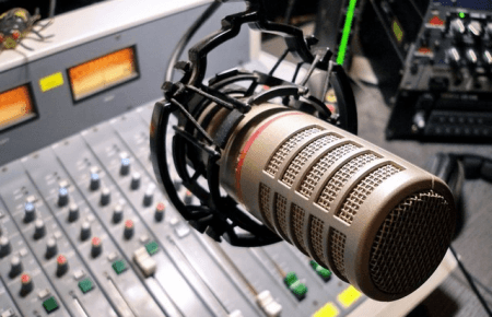 Юристы «Прямого» обжалуют решение Нацсовета об аннулировании лицензии радио
