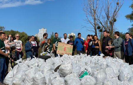 World Cleanup Day — як українці долучаються до масового прибирання в умовах карантину