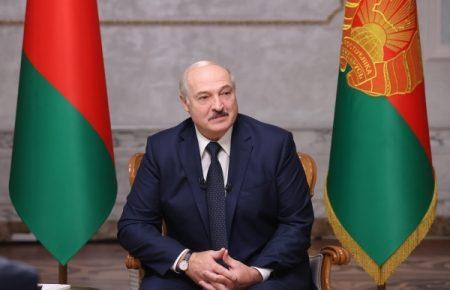 Лукашенко заявив Лаврову, що хоче посилити відносини з Росією