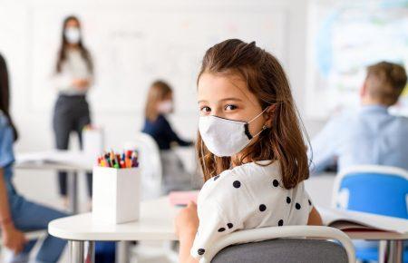 Якщо частина дітей перехворіє на COVID-19, ми матимемо імунний щит — докторка медичних наук