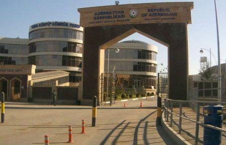 Азербайджан заявив, що його армія перейшла у наступ