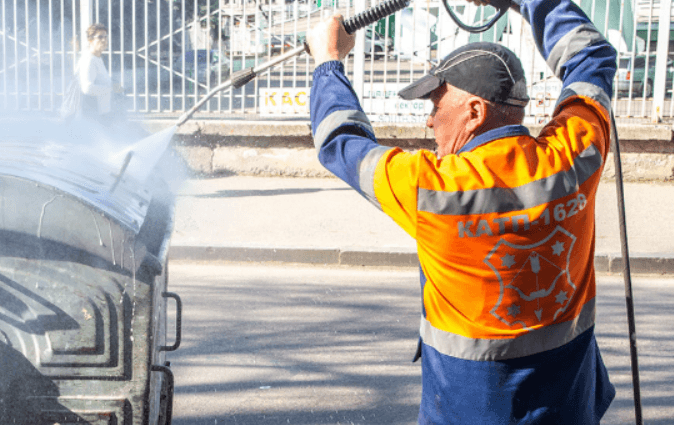 Комунальні підприємства — це часто «сіра зона» для місцевих депутатів, щоб отримувати зиск — Тарас Случик