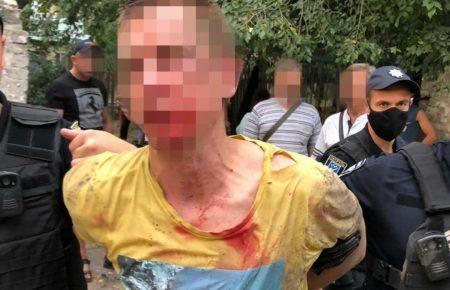 У Дніпрі чоловік підірвав гранату — двоє поранених