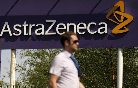 AstraZeneca призупинила дослідження вакцини від коронавірусу через хворобу одного з добровольців