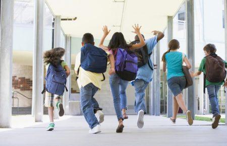 Кабмін погодив проведення осінніх канікул у школах з 15 жовтня