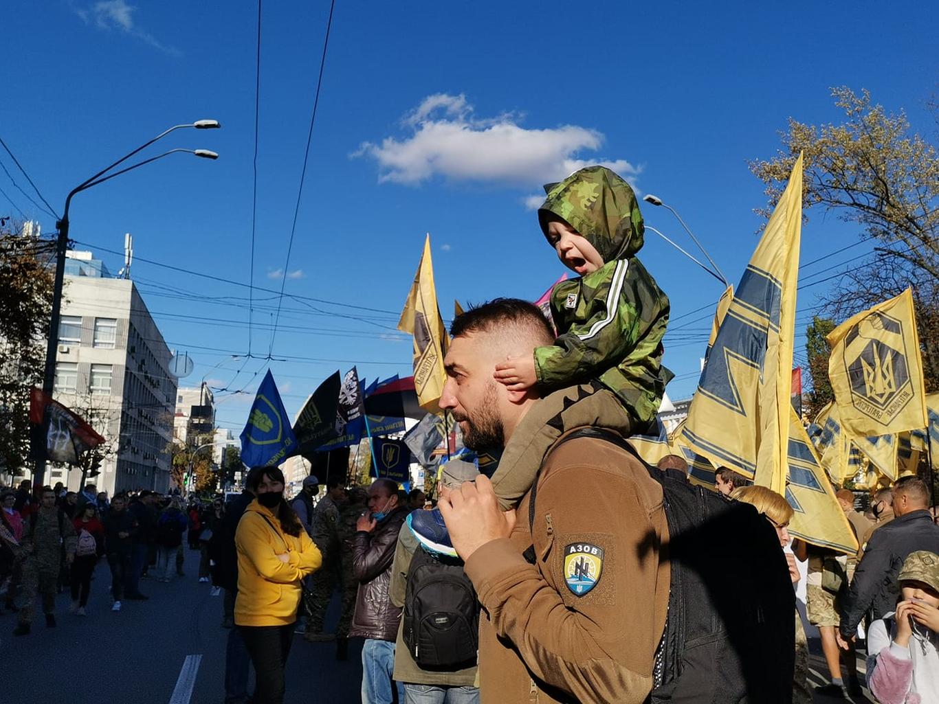 У Києві розпочався щорічний марш до Дня захисника та захисниці України