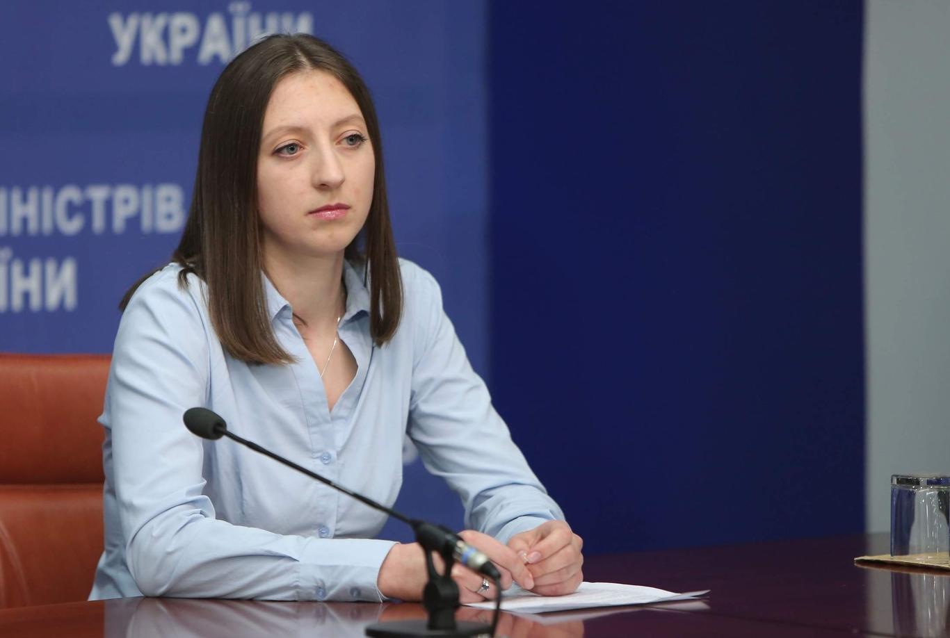 Це люди, які не мають паспорту і можливості реалізувати жодне з прав громадянина — Ксеня Карагяур про Закон щодо визнання особою без громадянства