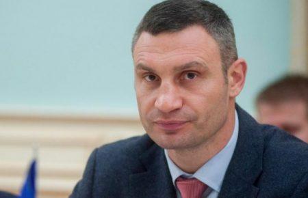 В медучреждениях Киева сегодня лечится 1761 больных коронавирусом, из них 31 — под аппаратами ИВЛ — Кличко