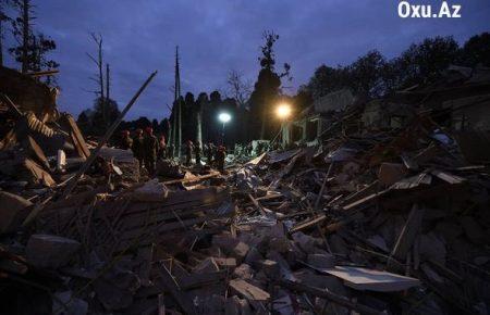 Азербайджан заявив про 7 загиблих унаслідок обстрілу міста Гянджі, Вірменія спростовує