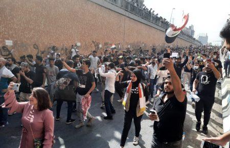 У Багдаді проходять антиурядові протести, щонайменше 39 поранених