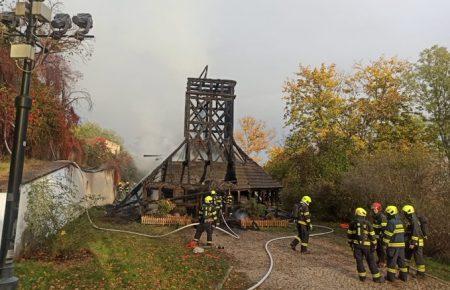 У Празі згорів «один з мостів» між Україною та Чехією