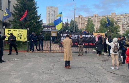 Суд заборонив розповсюдження книги Кіпіані про Стуса без дозволу Медведчука