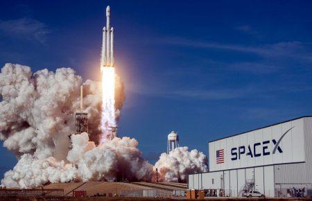 SpaceX оголосила час запуску 14-ї місії Starlink