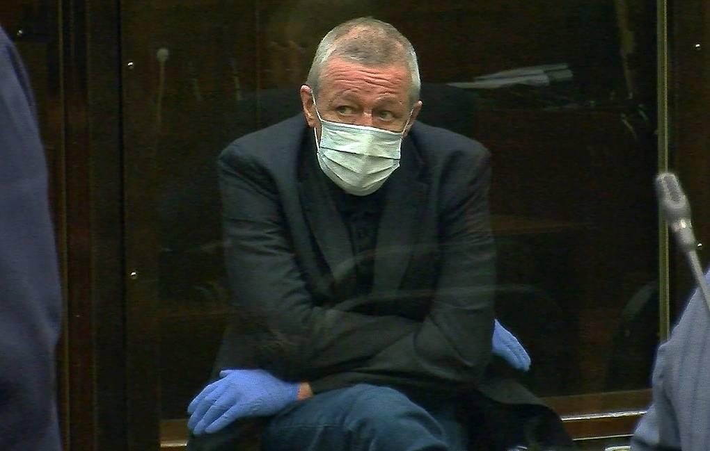 Актер Михаил Ефремов, совершивший смертельное ДТП, будет отбывать наказание в Белгородской области