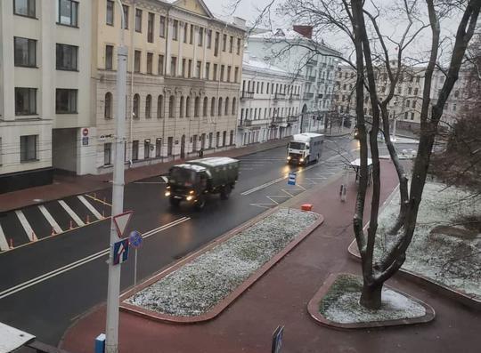 106-й день протестів у Білорусі: у Мінськ стягують спецтехніку