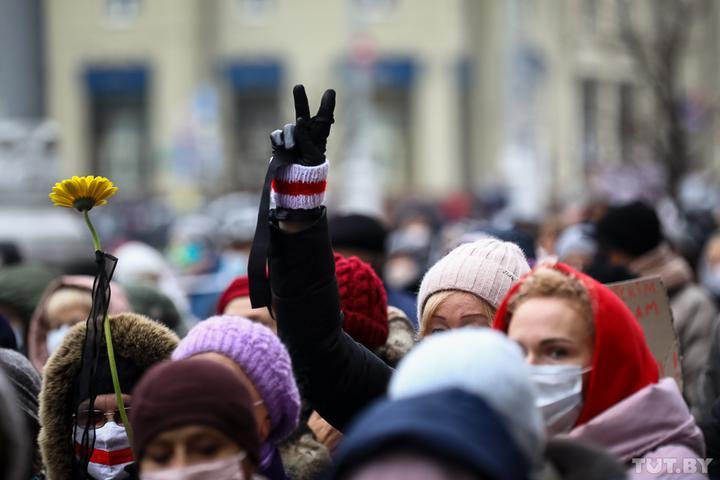 «Репортери без кордонів» закликають звільнити затриманих у Білорусі журналістів