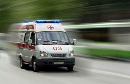 Постійно ввімкнені сирена та проблисковий маячок у швидких убезпечать рух спецтранспорту — автоюрист