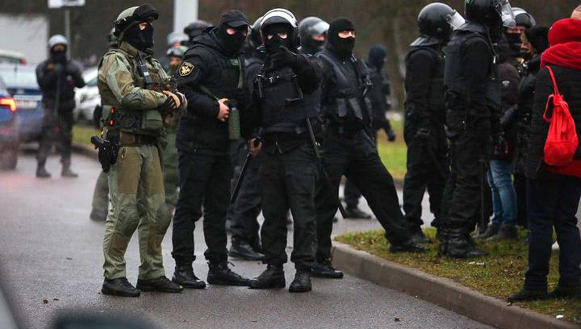 Понад сто білоруських силовиків підписали відкритий лист із закликом провести нові вибори — ЗМІ