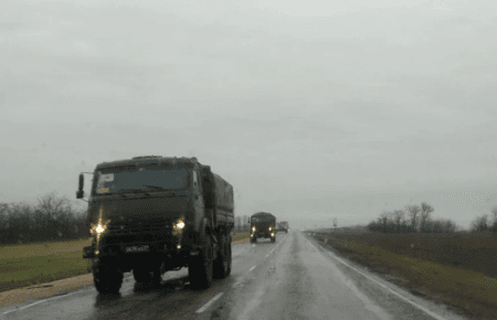 На Півночі Криму зафіксували військову техніку