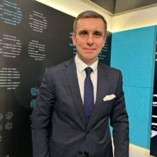 Костянтин Єлісєєв